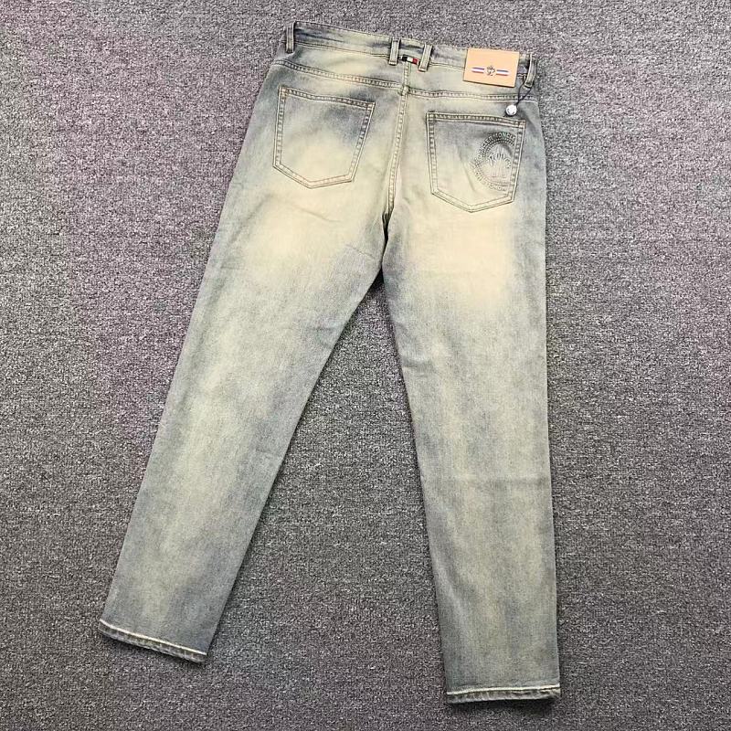 MONCLER TROUSERS 4201221001（im 170cm 60kg i wear size 33 in the phot）