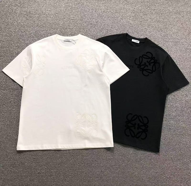 LOEWE T-SHIRT 523171305（im 170cm 60kg i wear size L in the phot）