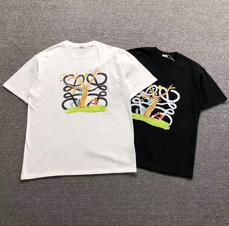 LOEWE T-SHIRT 4111063701（im 170cm 60kg i wear size M in the phot）