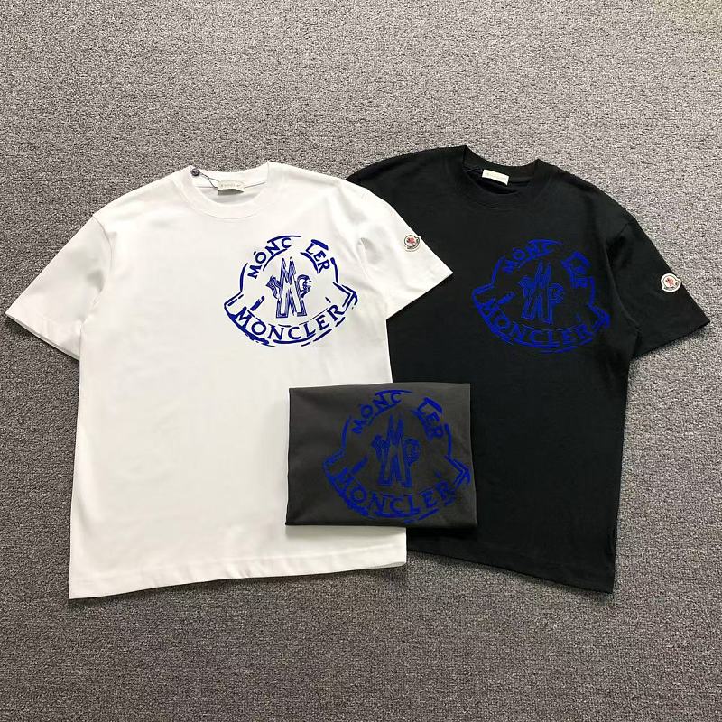 MONCLER T-SHIRT 3205251721（im 170cm 60kg i wear size M in the phot）