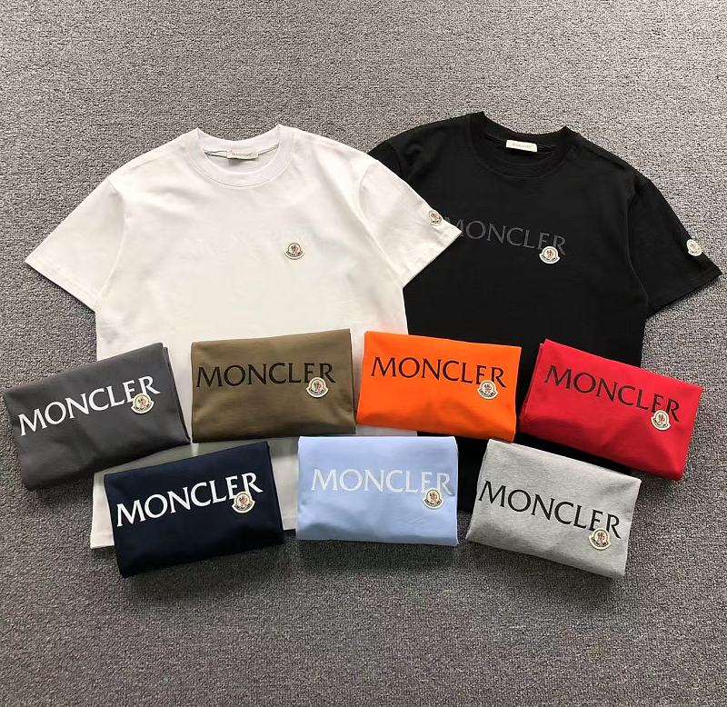 MONCLER T-SHIRT 56200621（im 170cm 60kg i wear size M in the phot）