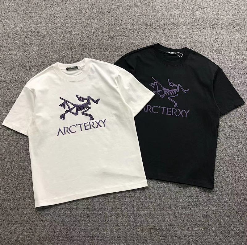 ARC'TERYX T-SHIRT 3203280221（im 170cm 60kg i wear size M in the phot）