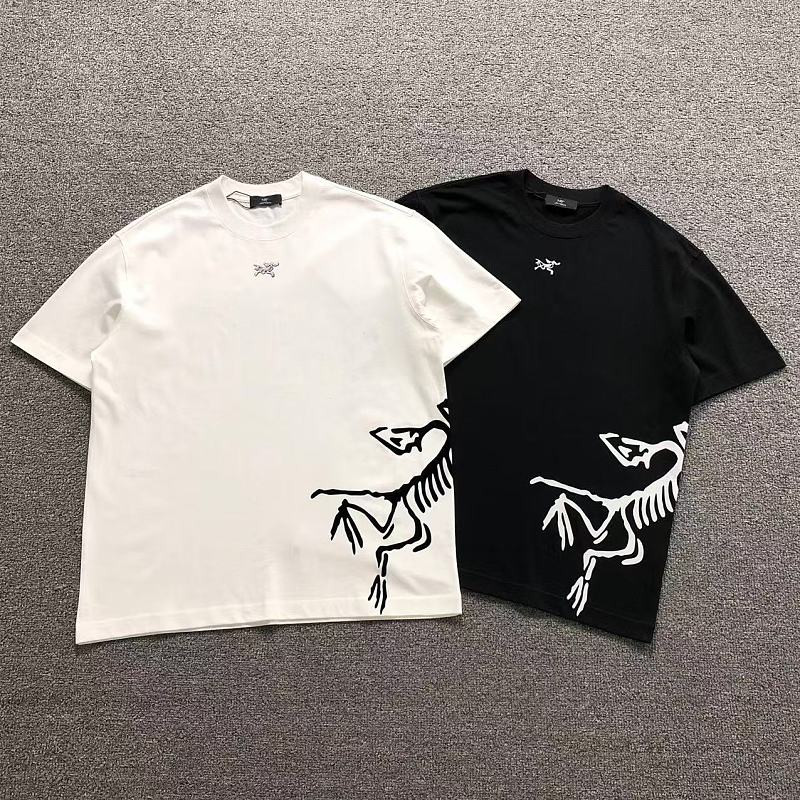 ARC'TERYX T-SHIRT 22042735125（im 170cm 60kg i wear size L in the phot）