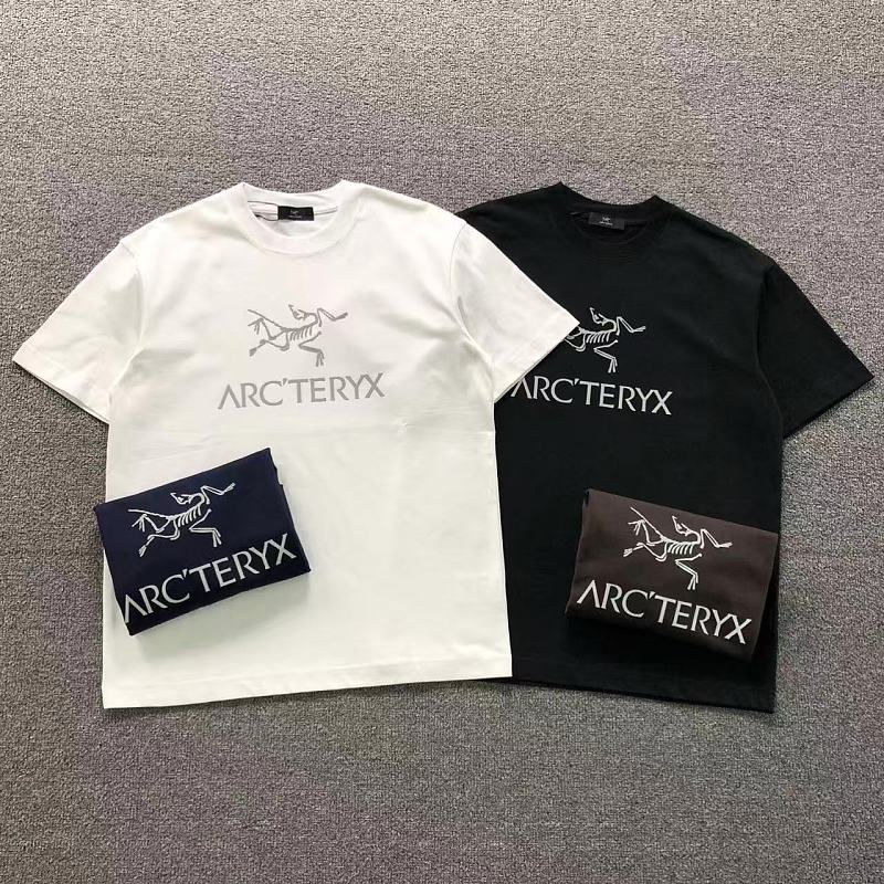 ARC'TERYX T-SHIRT 5241656147（im 170cm 60kg i wear size M in the phot）