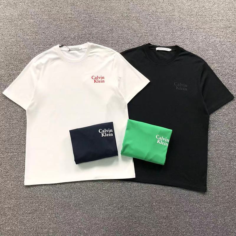 CALVIN KLEIN T-SHIRT 2112152401（im 170cm 60kg i wear size L in the phot）