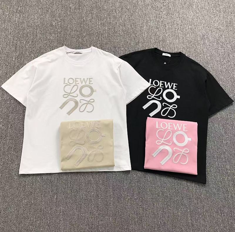 LOEWE T-SHIRT 412282701（im 170cm 55kg i wear size S in the phot）