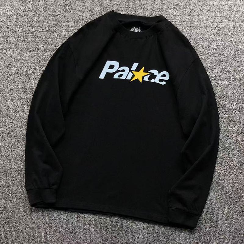 PALACE LONG SLEEVED 1111131353（im 170cm 60kg i wear size M in the phot）