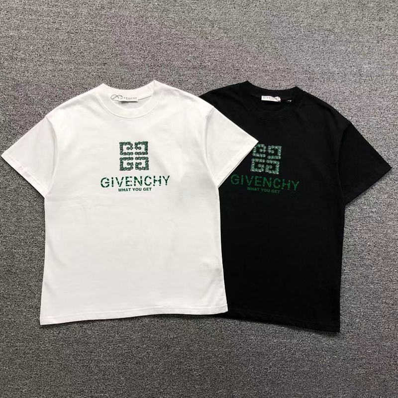 GIVENCHY T-SHIRT 22032016001（im 170cm 60kg i wear size S in the phot）