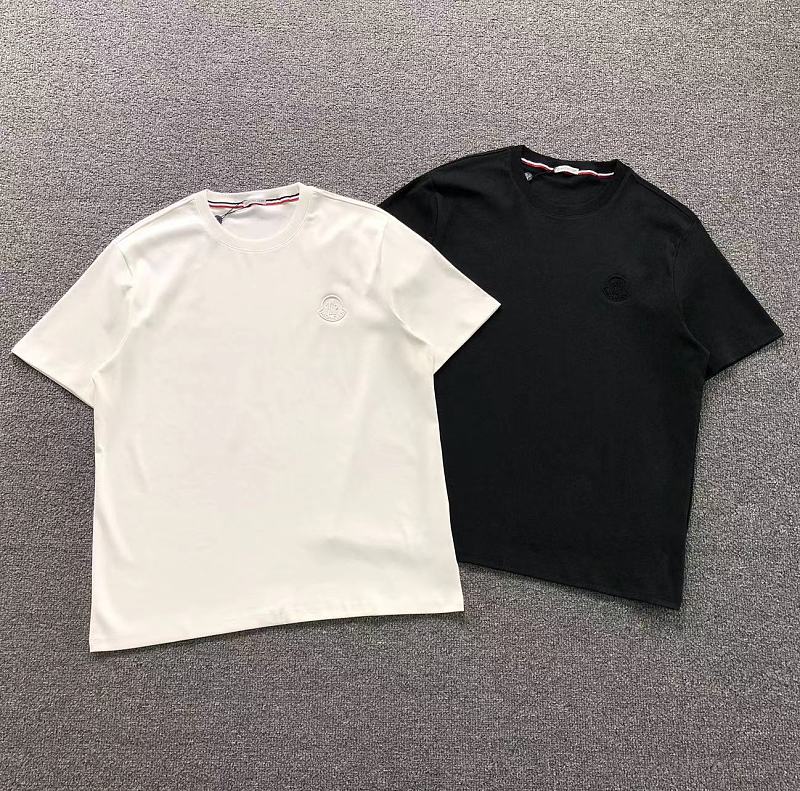 MONCLER T-SHIRT 218080601（im 170cm 60kg i wear size XL in the phot）