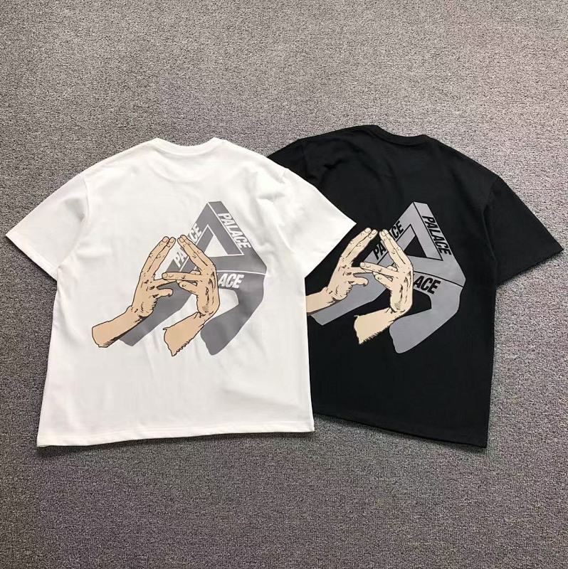 PALACE T-SHIRT 1104071121（im 170cm 60kg i wear size M in the phot）