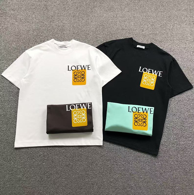 LOEWE T-SHIRT 215172421（im 170cm 60kg i wear size M in the phot）