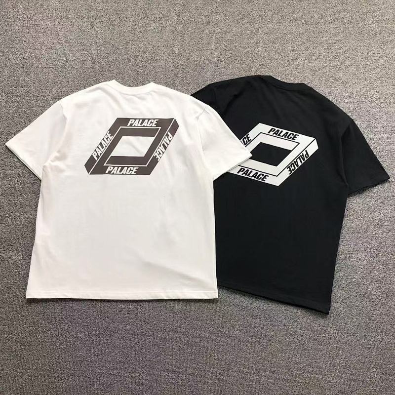 PALACE T-SHIRT 3104192421（im 170cm 60kg i wear size M in the phot）