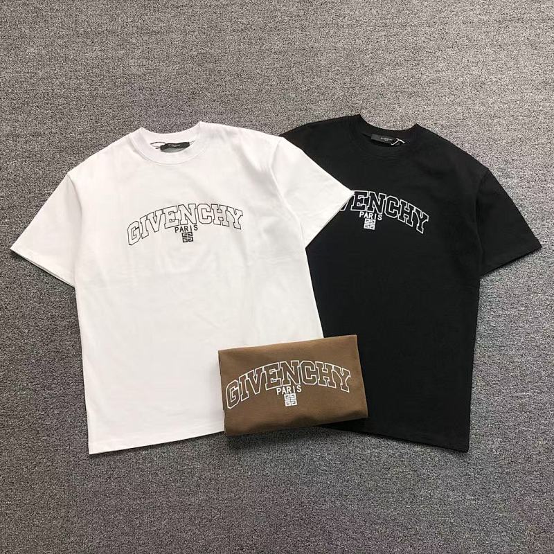 GIVENCHY T-SHIRT 31061104125（im 170cm 60kg i wear size XL in the phot）