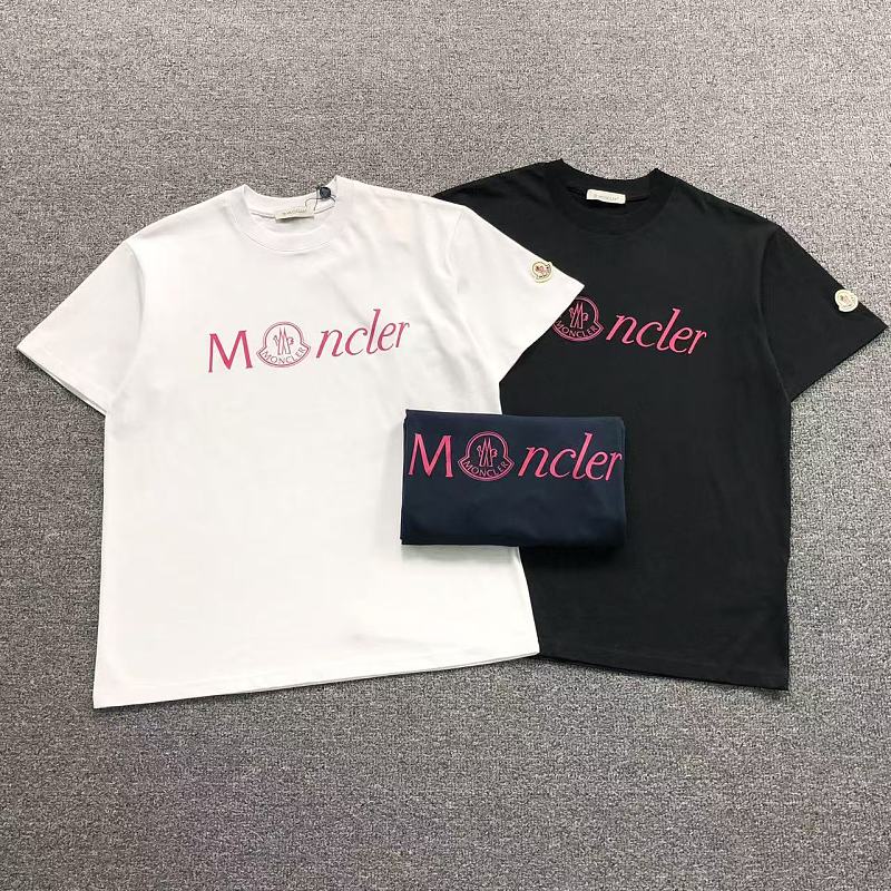 MONCLER T-SHIRT 411141121（im 170cm 57kg i wear size M in the phot）
