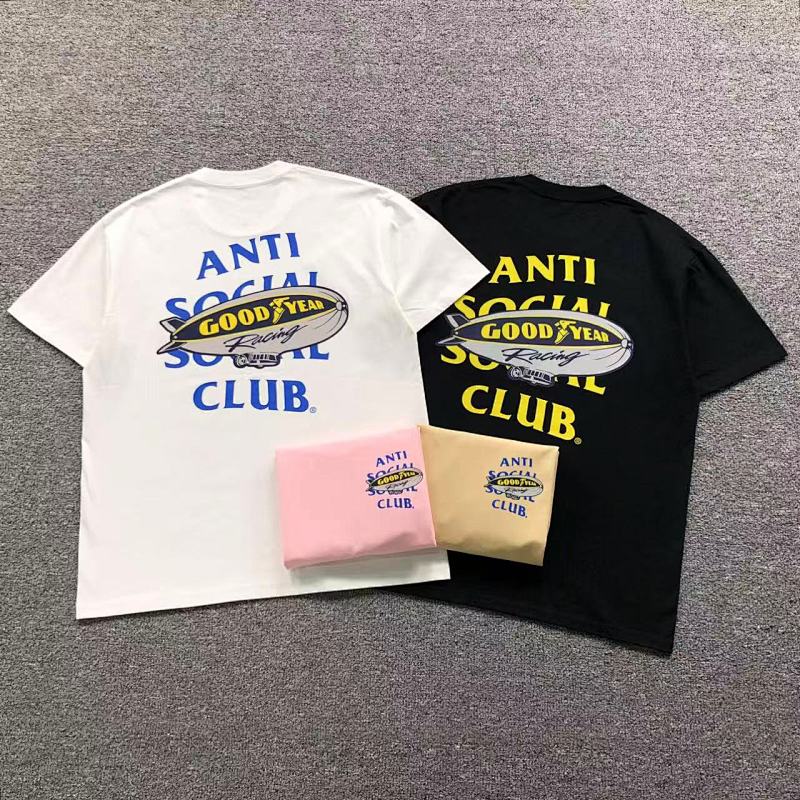 ANTI SOCIAL SOCIAL CLUB T-SHIRT 3109021002（im 170cm 60kg i wear size L in the phot）