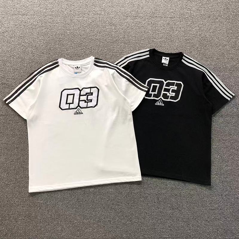 ADIDAS T-SHIRT 125180435（im 170cm 60kg i wear size M in the phot）