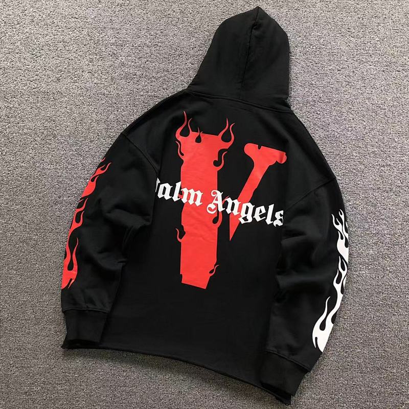 VLONE HOODIE 510112091（im 170cm 60kg i wear size M in the phot）