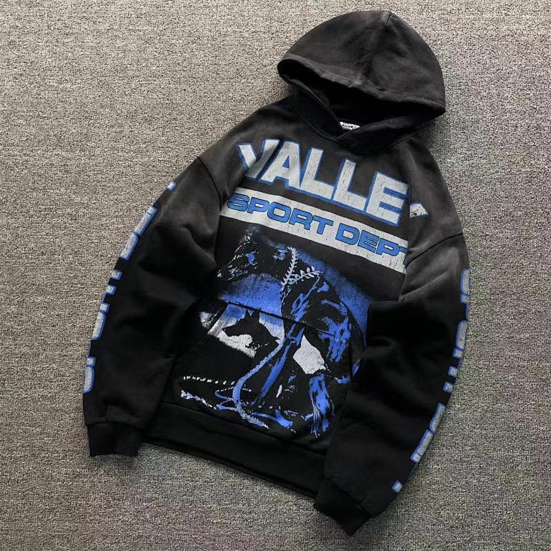VALLEY HOODIE 3110211017（im 170cm 60kg i wear size L in the phot）