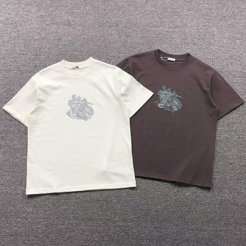 BURBERRY T-SHIRT 212221321（im 170cm 57kg i wear size XS in the phot）