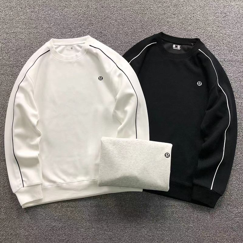 LULULEMON HOODIE 2207010404（im 170cm 60kg i wear size L in the phot）