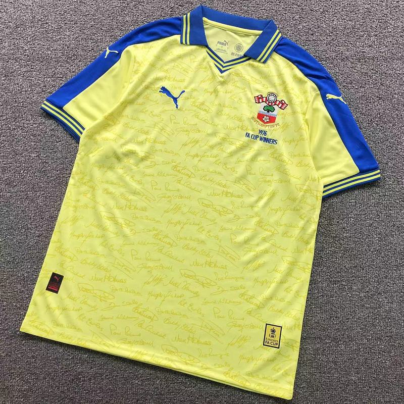 FOOTBALL T-SHIRT 1252608002（im 170cm 60kg i wear size L in the phot）