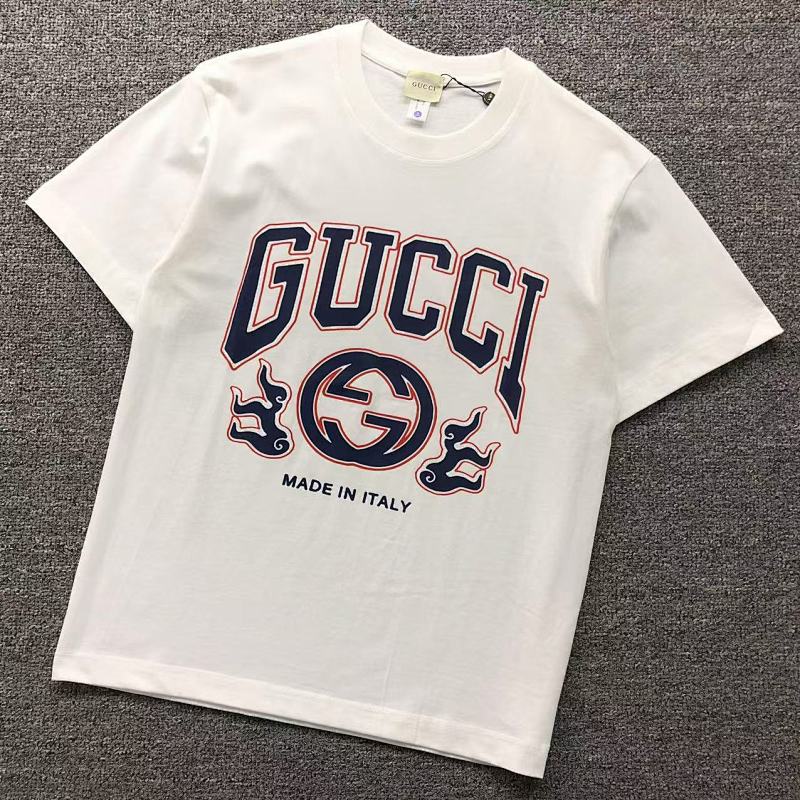 GUCCI T-SHIRT 215221615（im 170cm 60kg i wear size S in the phot）