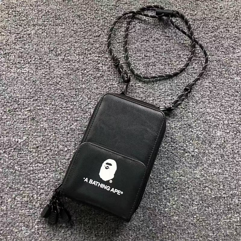 BAPE BAG 1106160613 ( 长13CM*宽6CM*高19CM)
