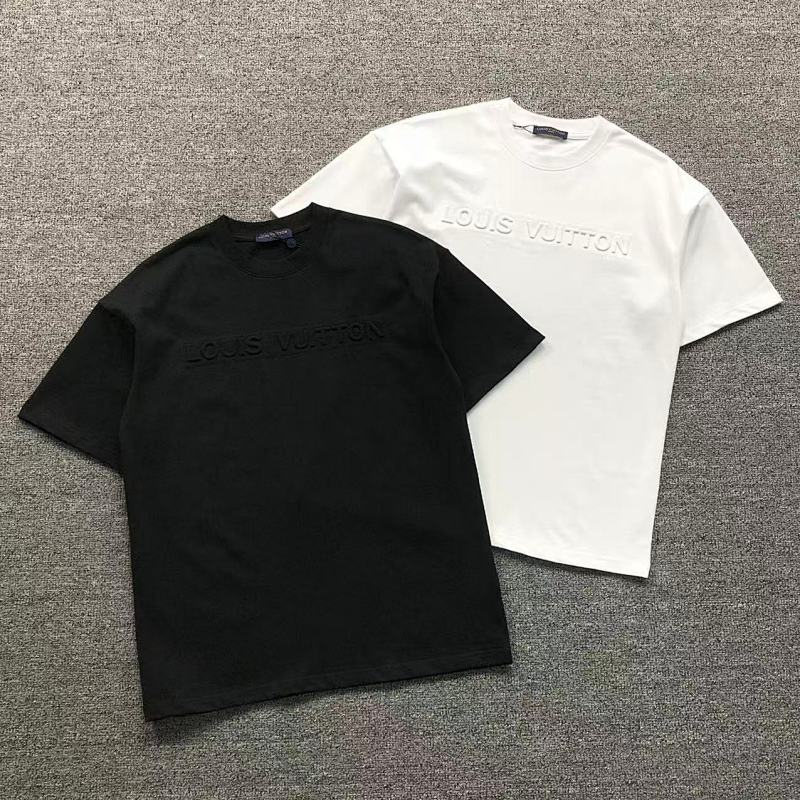 LV T-SHIRT 524040419（im 170cm 60kg i wear size S in the phot）