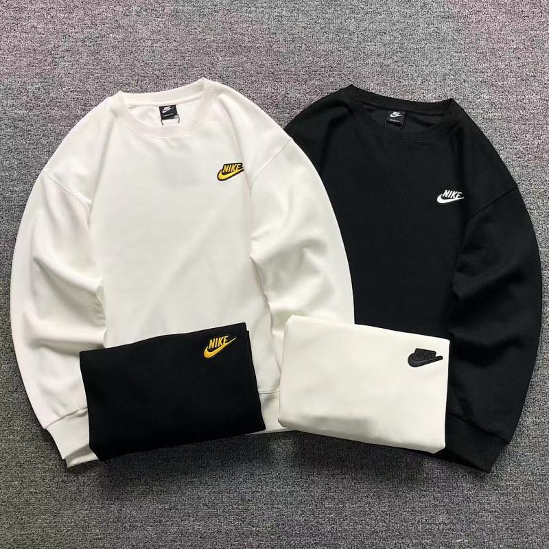 NIKE HOODIE 2111130701（im 170cm 60kg i wear size L in the phot）