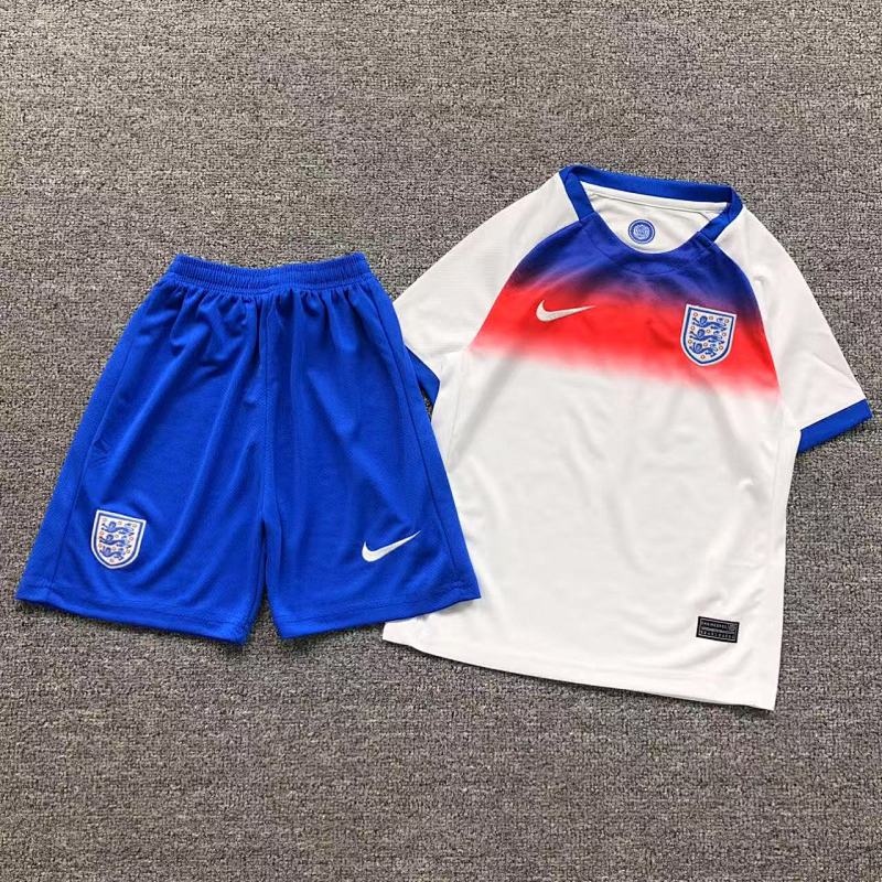 FOOTBALL T-SHIRT SHORTS CHILD 11061310002