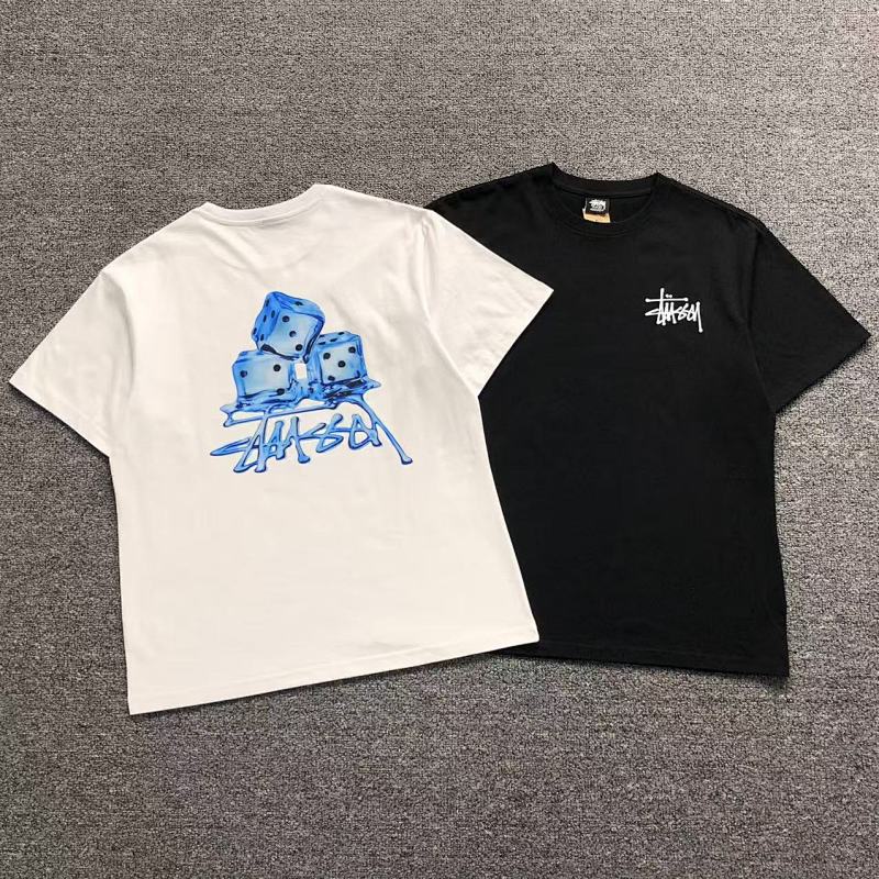 STUSSY T-SHIRT 502192582（im 170cm 57kg i wear size M in the phot）