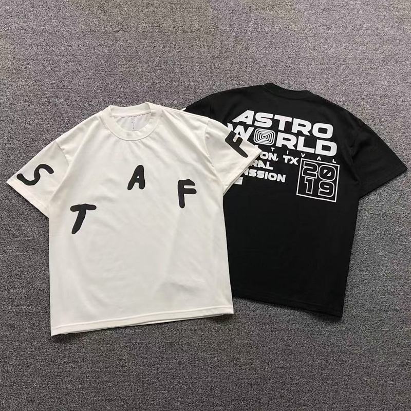 TRAVIS SCOTT T-SHIRT 4050135417（im 170cm 60kg i wear size S in the phot）