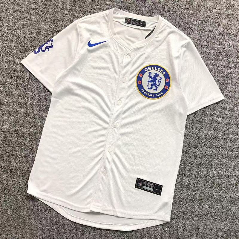 FOOTBALL T-SHIRT 11081238002（im 170cm 60kg i wear size M in the phot）