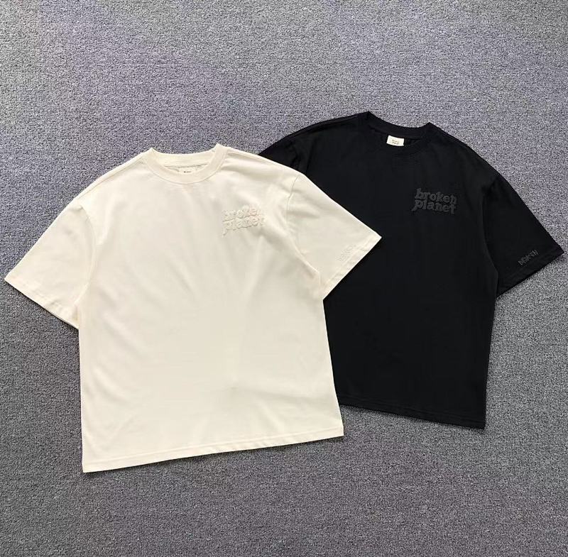 BROKEN PLANET T-SHIRT 413131317（im 170cm 60kg i wear size S in the phot）