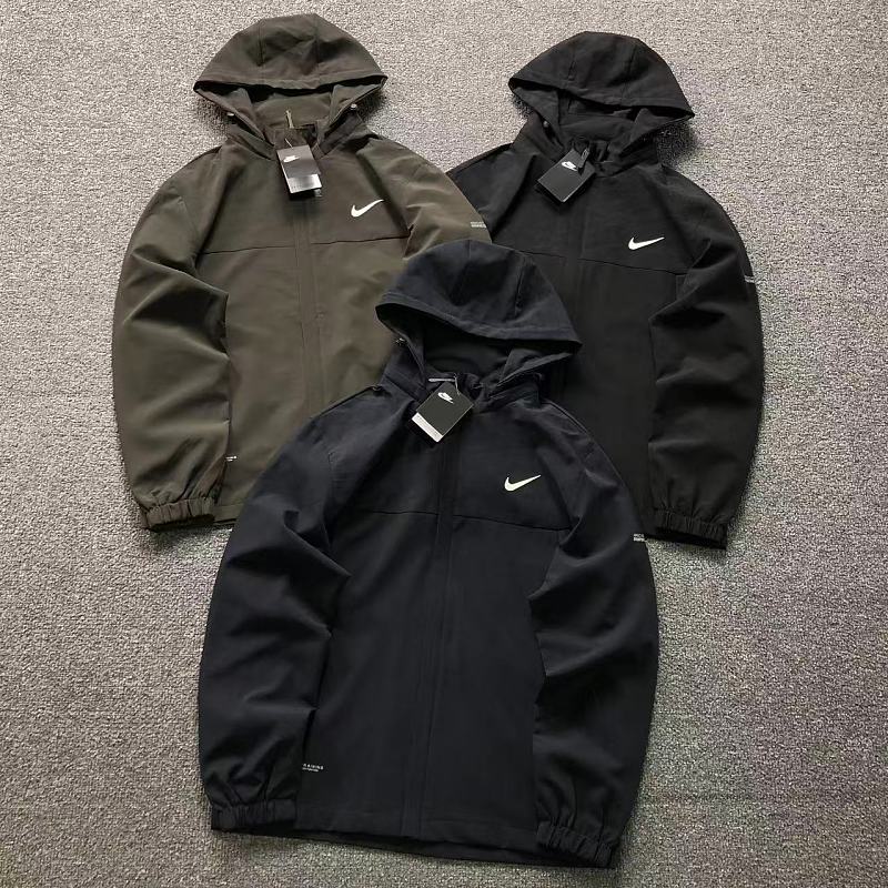 NIKE JACKET 2207150704（im 170cm 60kg i wear size 2XL in the phot）