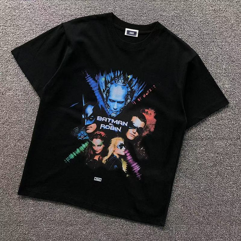 KITH T-SHIRT 57042695 （im 170cm 60kg i wear size M in the phot）