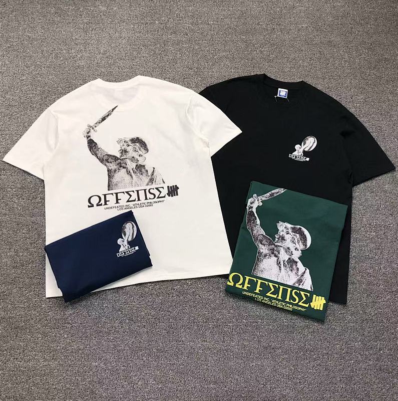 UNDEFEATED T-SHIRT 110241402