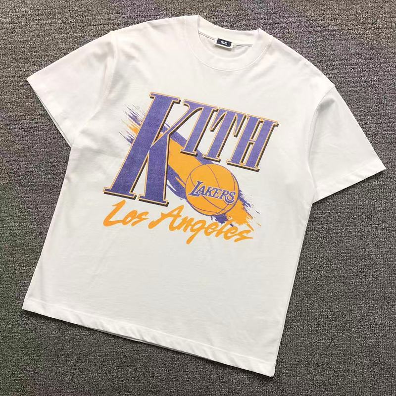 KITH T-SHIRT 22043038001（im 170cm 60kg i wear size M in the phot）