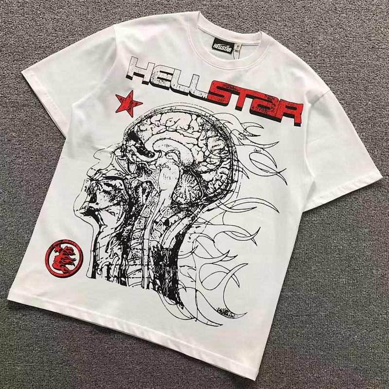 HELLSTAR T-SHIRT 22040666125（im 170cm 60kg i wear size M in the phot）