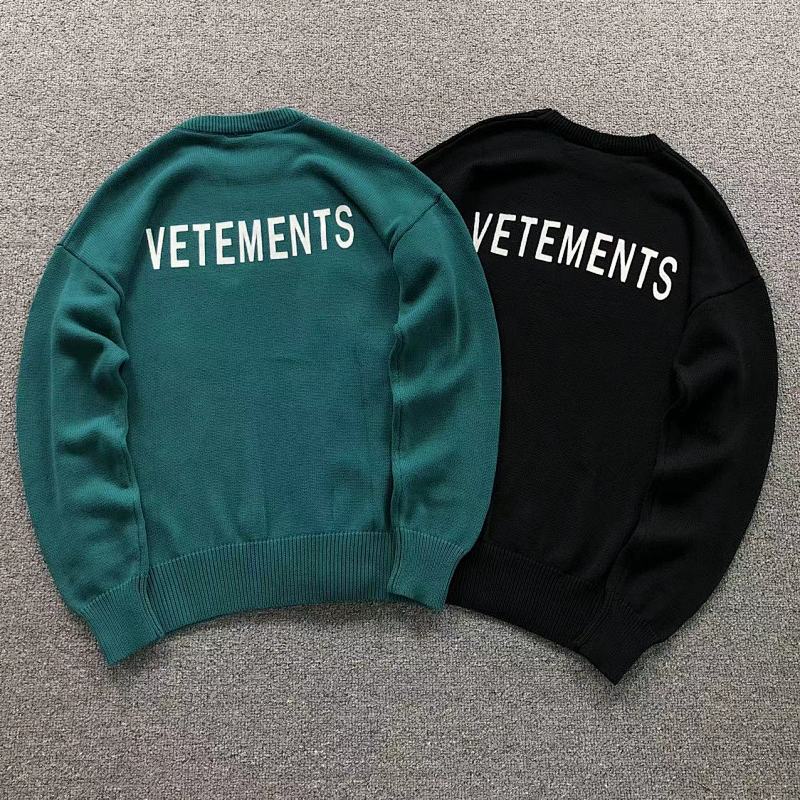 VETEMENTS SWEATER 41091518145（im 170cm 60kg i wear size S in the phot）