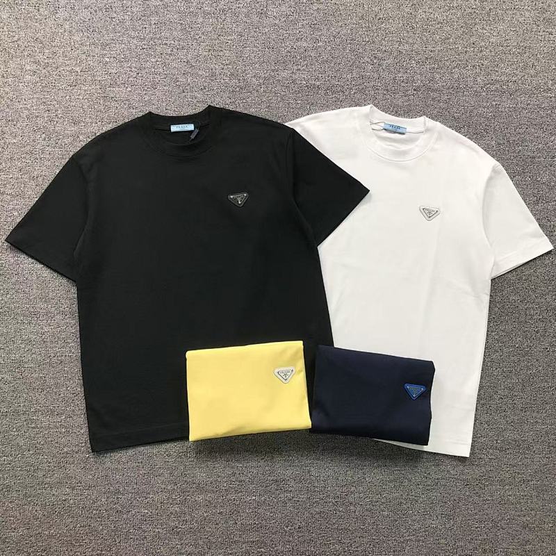 PRADA T-SHIRT 5232407147（im 170cm 60kg i wear size M in the phot）