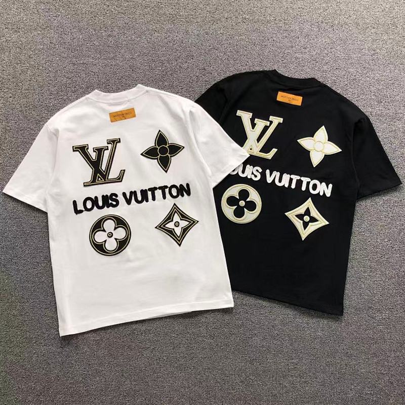 LV T-SHIRT 124703104（im 170cm 60kg i wear size S in the phot）