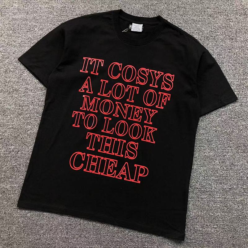 VETEMENTS T-SHIRT 482324145（im 170cm 60kg i wear size S in the phot）