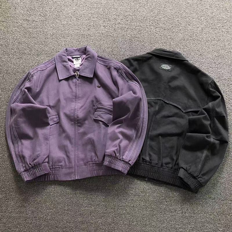 ADIDAS JACKET 3207242377（im 170cm 60kg i wear size M in the phot）