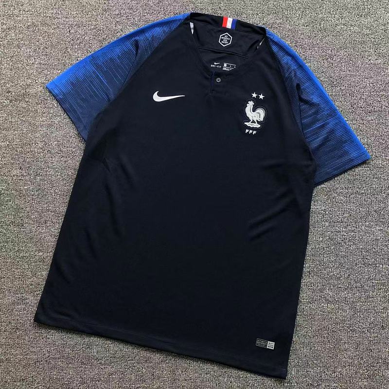 FOOTBALL T-SHIRT 1252638002（im 170cm 60kg i wear size L in the phot）