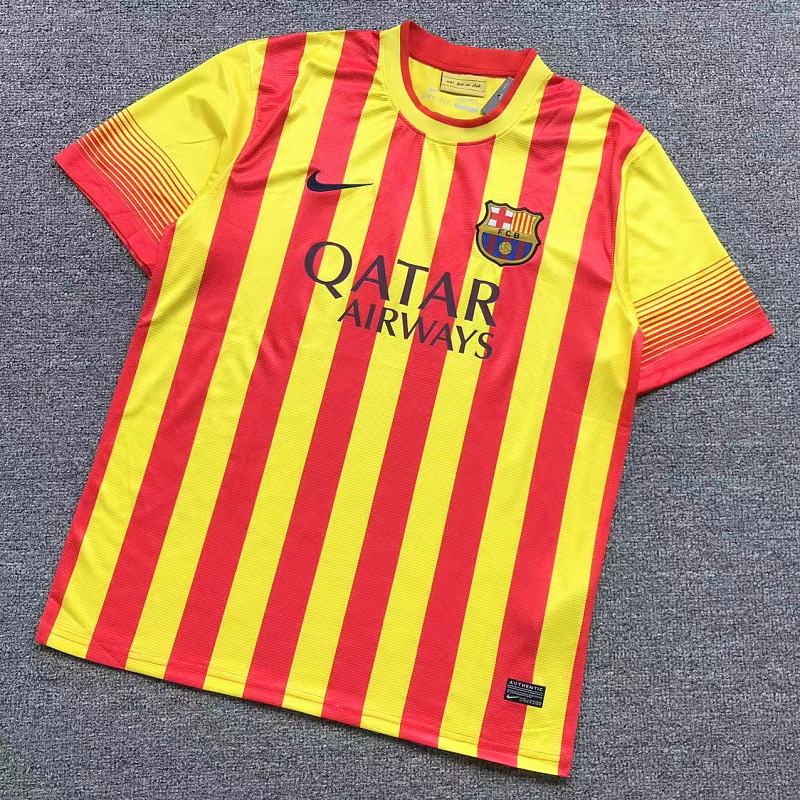FOOTBALL T-SHIRT 1252144002（im 170cm 60kg i wear size L in the phot）