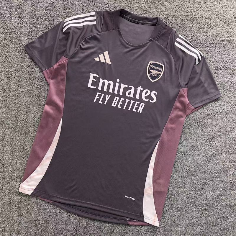 FOOTBALL T-SHIRT 2140323002（im 170cm 60kg i wear size L in the phot）