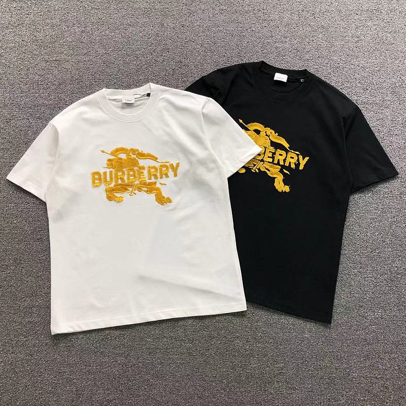 BURBERRY T-SHIRT 12651020（im 170cm 60kg i wear size M in the phot）
