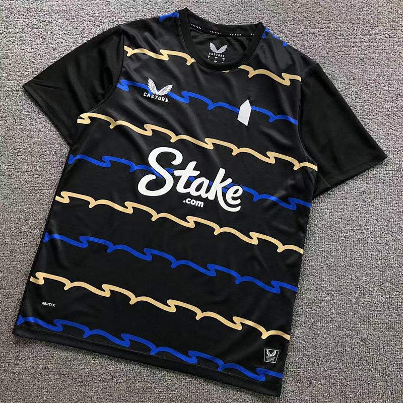 FOOTBALL T-SHIRT 11092701002（im 170cm 60kg i wear size L in the phot）