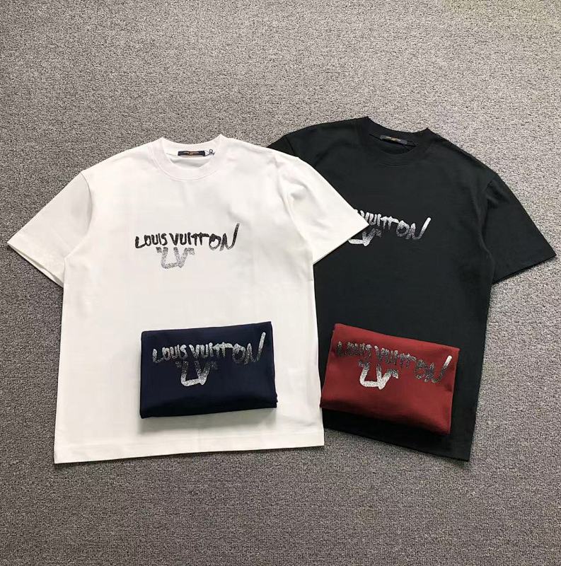 LV T-SHIRT 3201215621（im 170cm 60kg i wear size M in the phot）